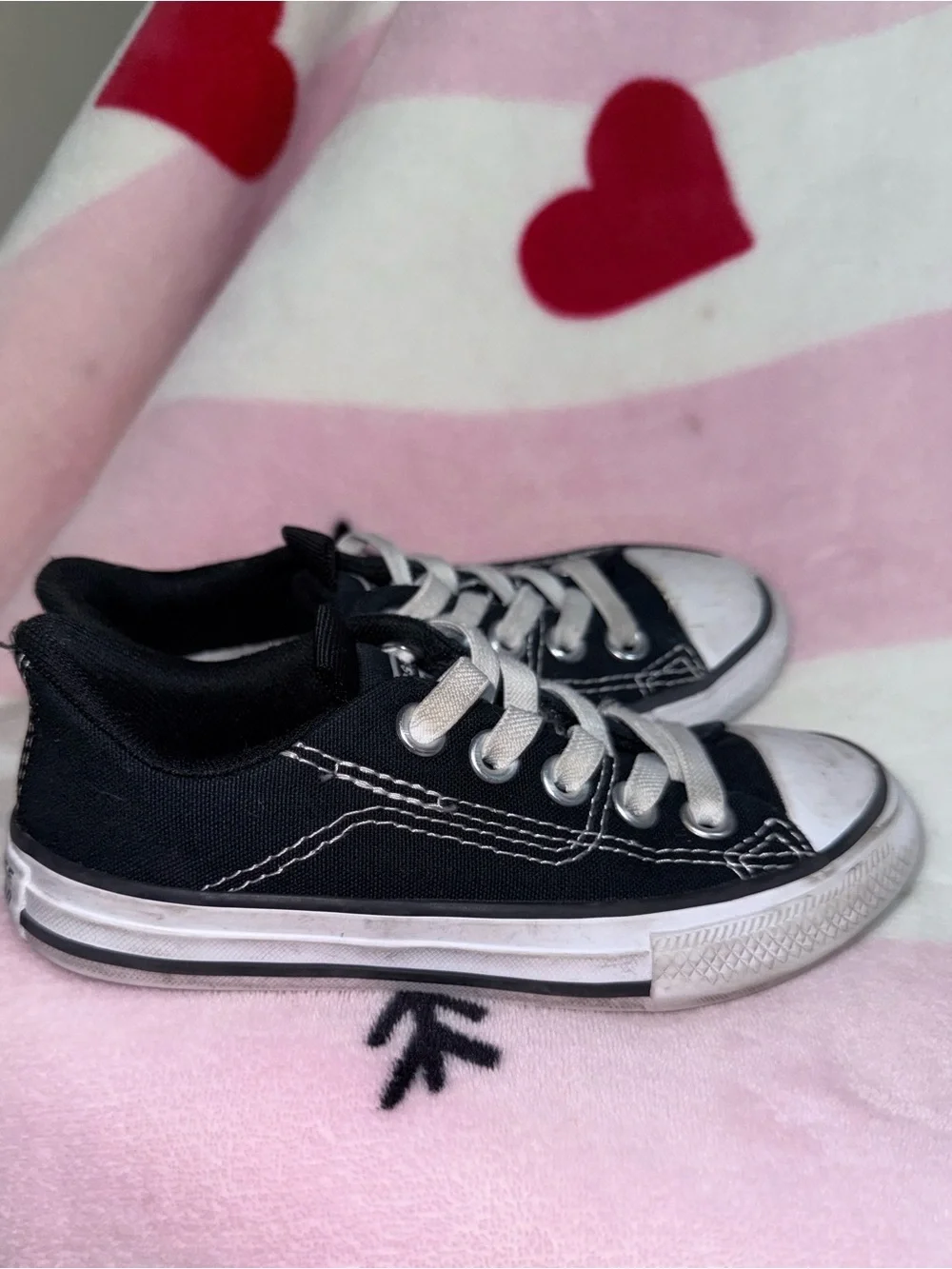 Converse Black and White Low-Top Kids Sneakers, Size 11C